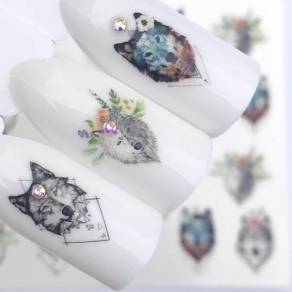 Other - 💐4/$16💐 Indie Wolf Nail Decals